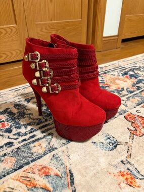 Shoe Dazzle Red Suede Platform Ankle Boots with Gold Buckles